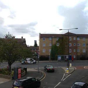 View Stratford 2* Londýn